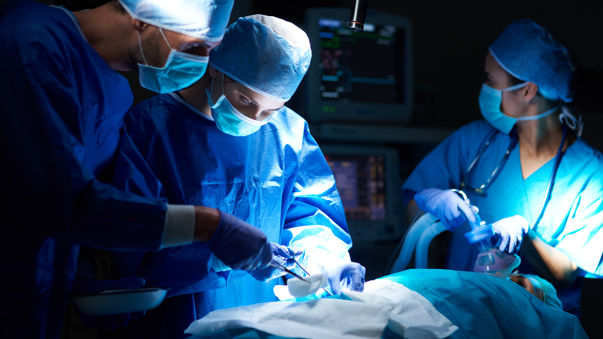 Advanced Techniques In Cancer Surgery At HCG Hospitals Advanced Techniques In Cancer Surgery At HCG Hospitals